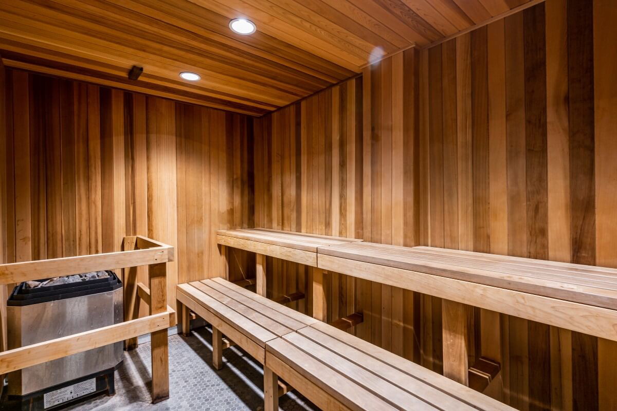 8-Apartments-for-rent-Toronto-411-Duplex-Sauna.jpeg