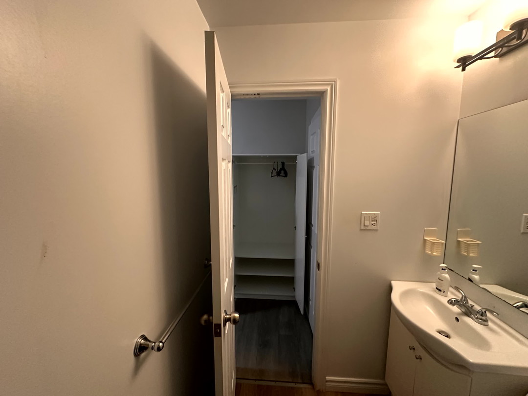 Master Bedroom-1 - Earl St -  Toronto - Downtown
