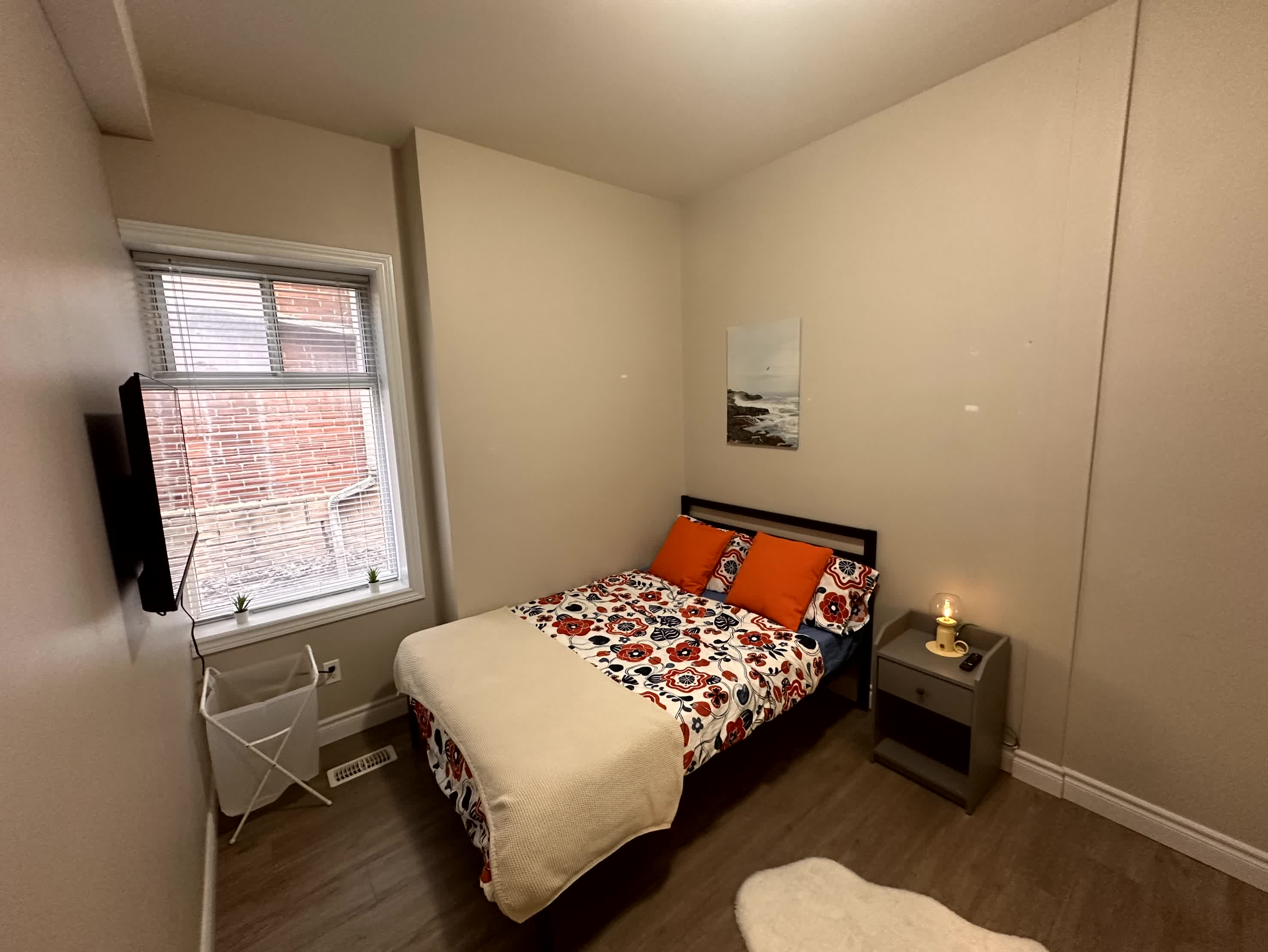 Master Bedroom-1 - Earl St -  Toronto - Downtown