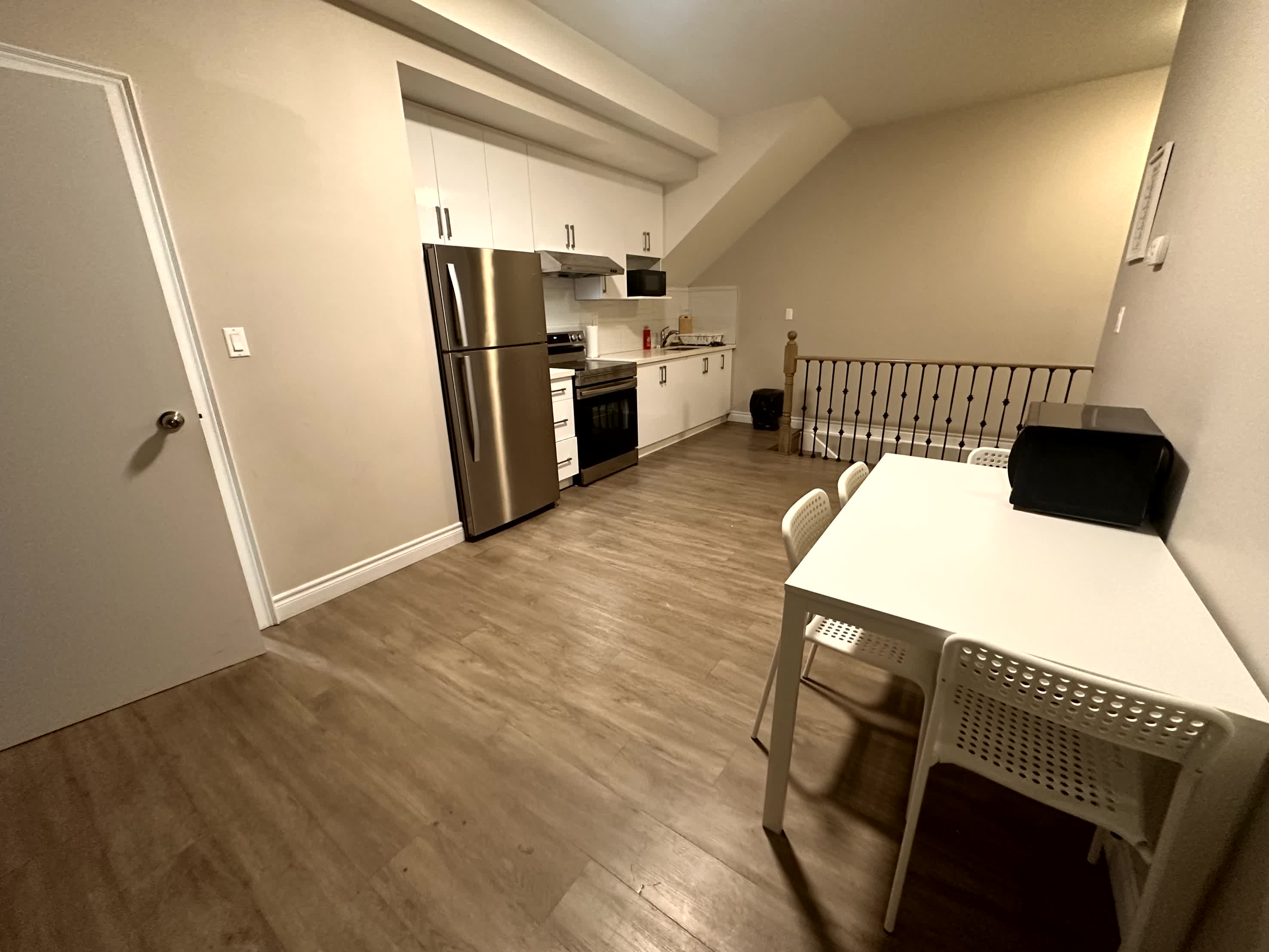 Master Bedroom-1 - Earl St -  Toronto - Downtown