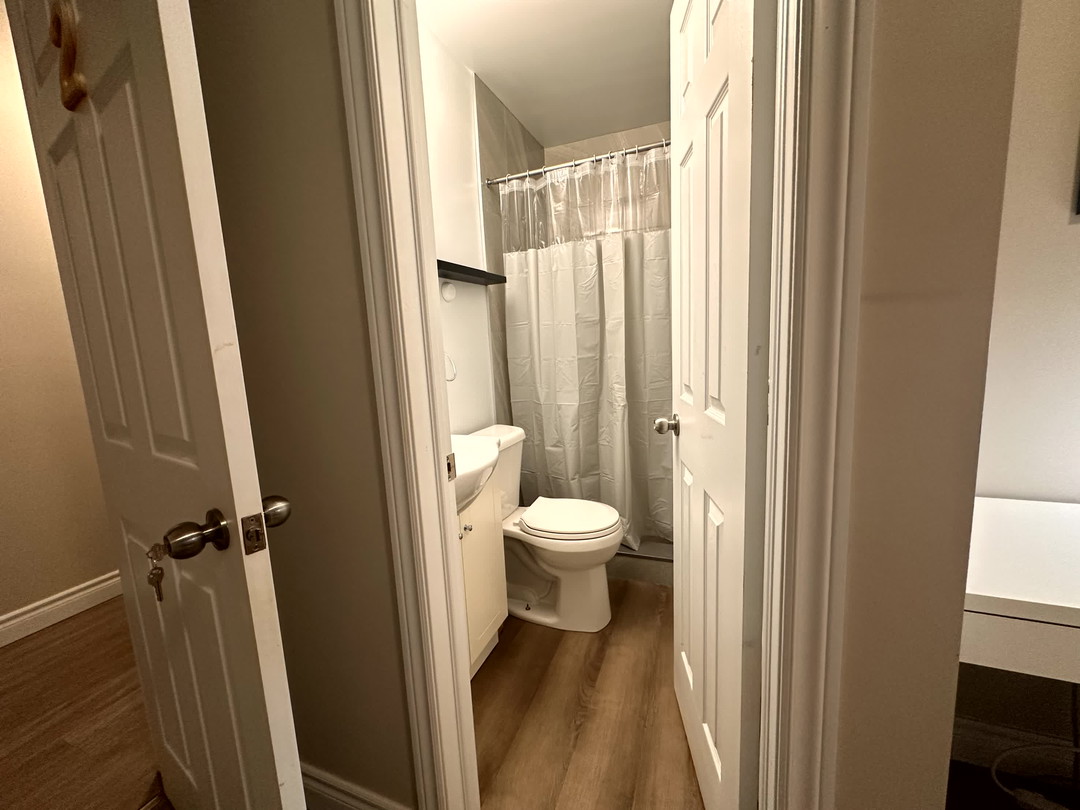 Master Bedroom-2 - Earl St -  Toronto - Downtown