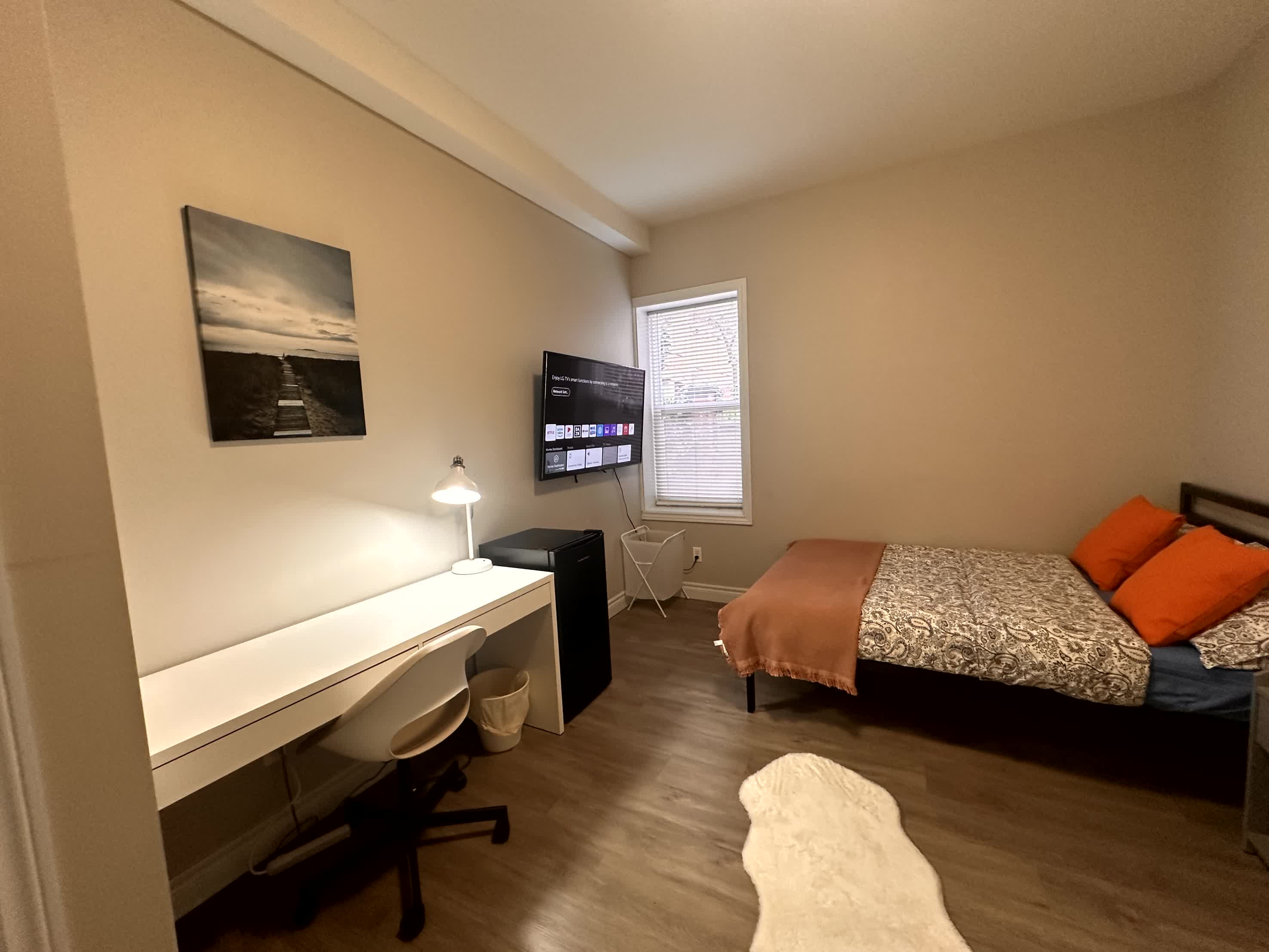 Master Bedroom-2 - Earl St -  Toronto - Downtown