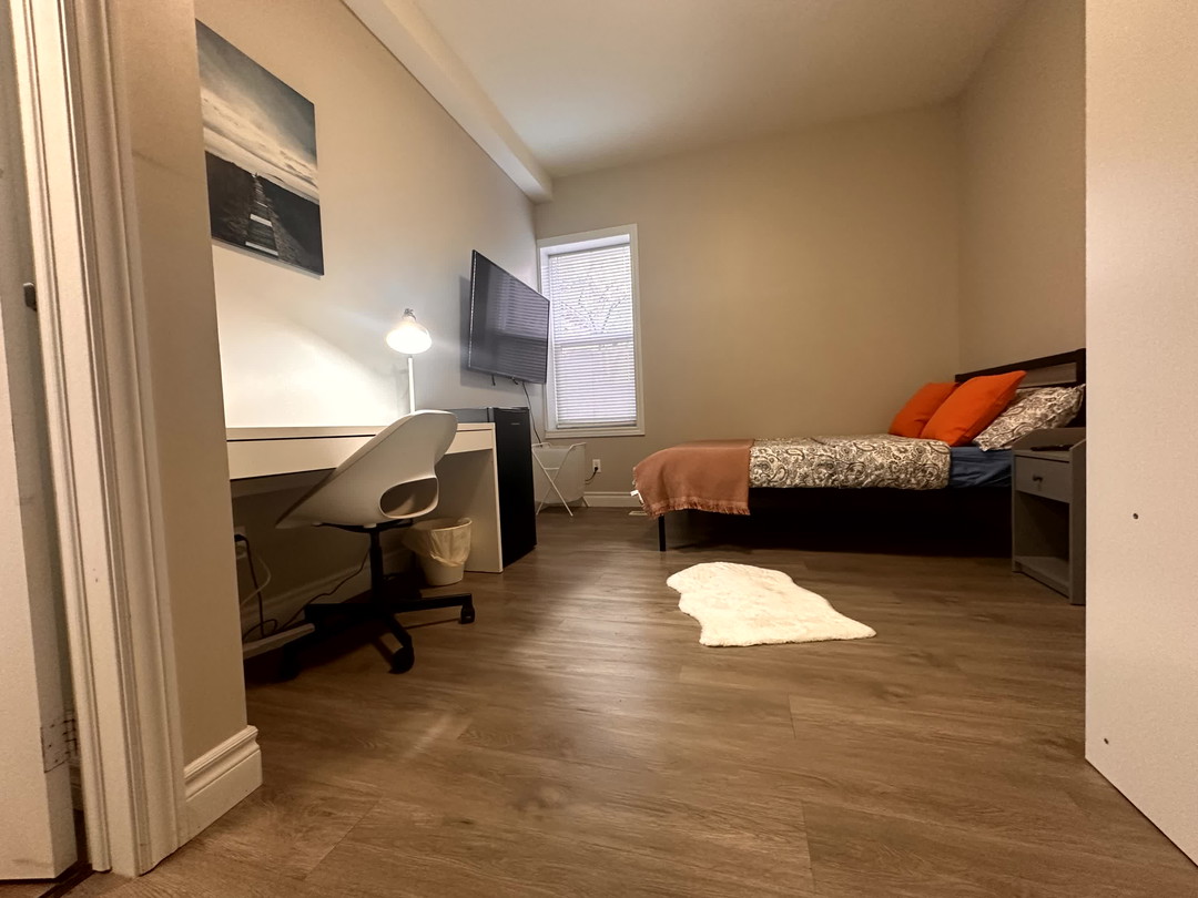 Master Bedroom-2 - Earl St -  Toronto - Downtown