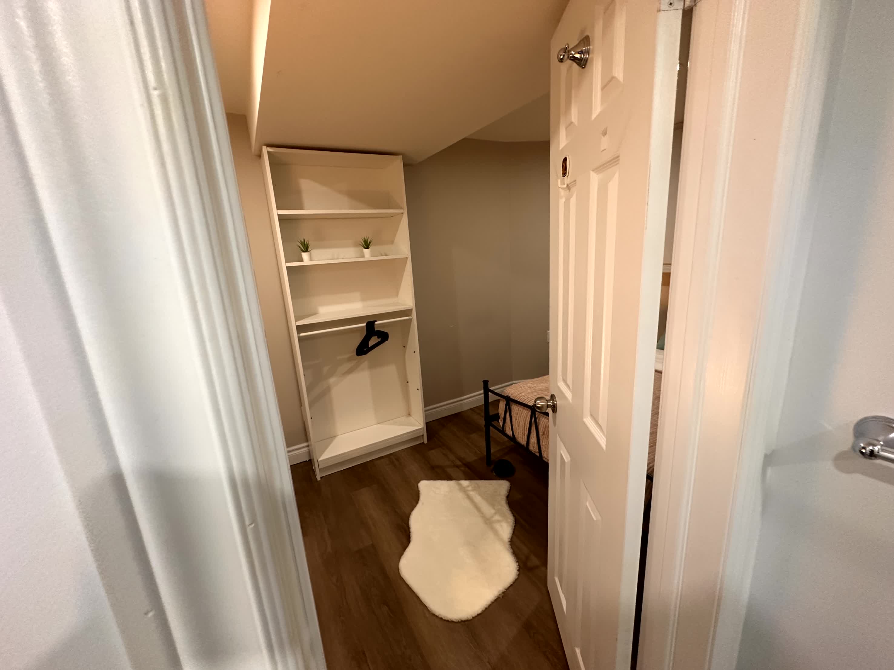 Master Bedroom-5 - Earl St -  Toronto - Downtown