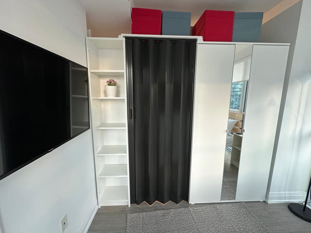 Flex Plus Room - Mutual St -  Toronto - Downtown