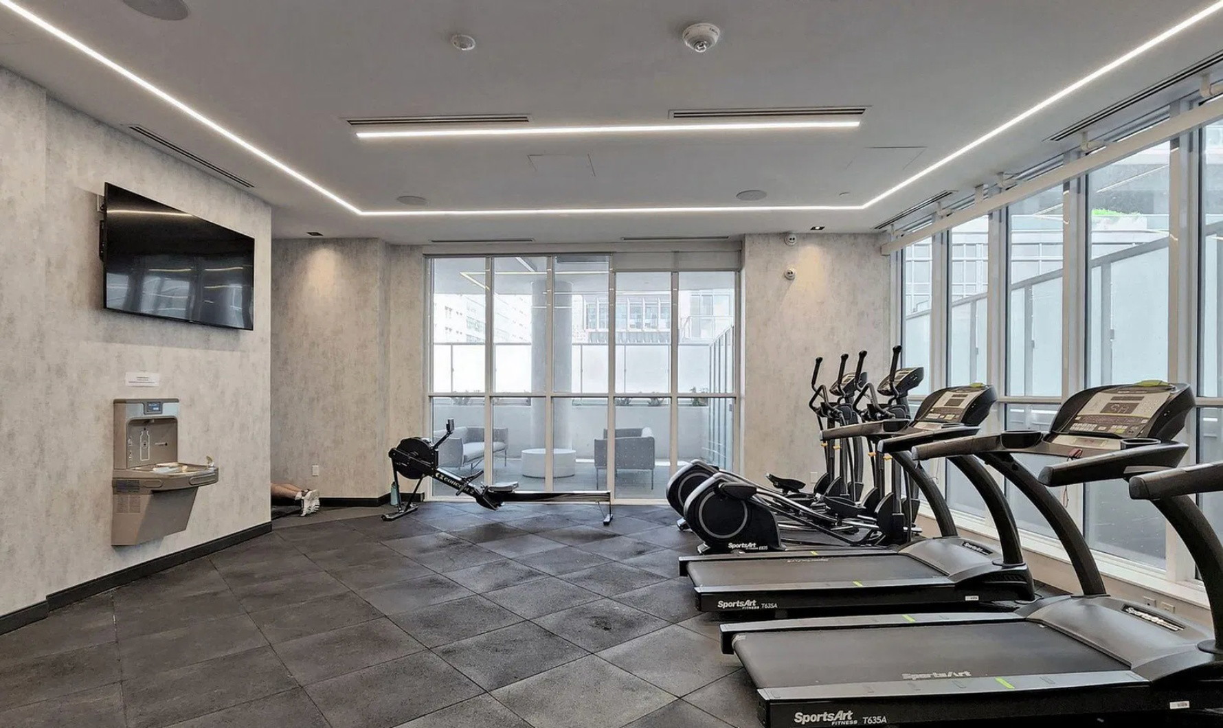 Flex Plus Room - Mutual St -  Toronto - Downtown