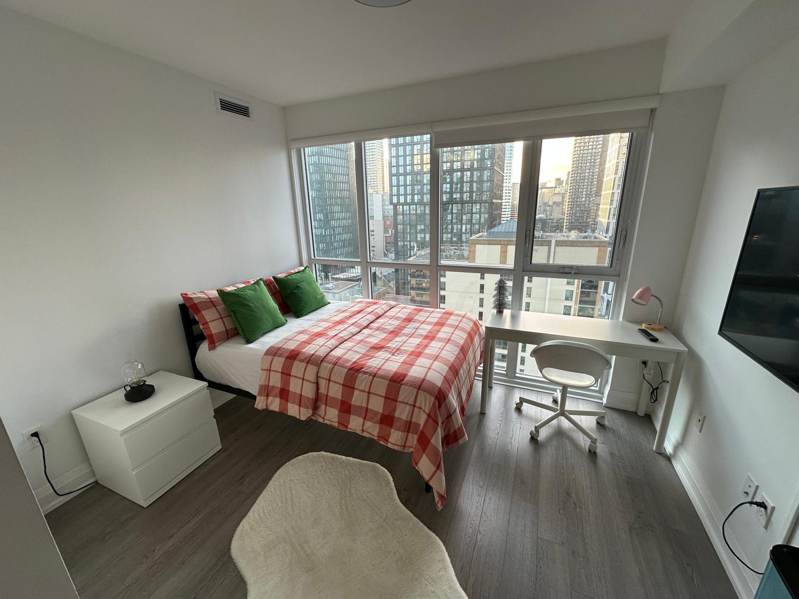 Master Bedroom - Mutual St -  Toronto - Downtown