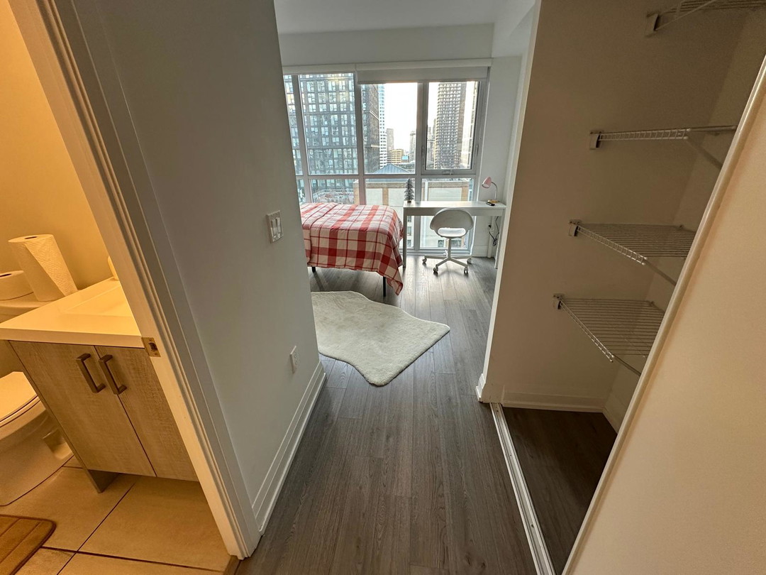 Master Bedroom - Mutual St -  Toronto - Downtown