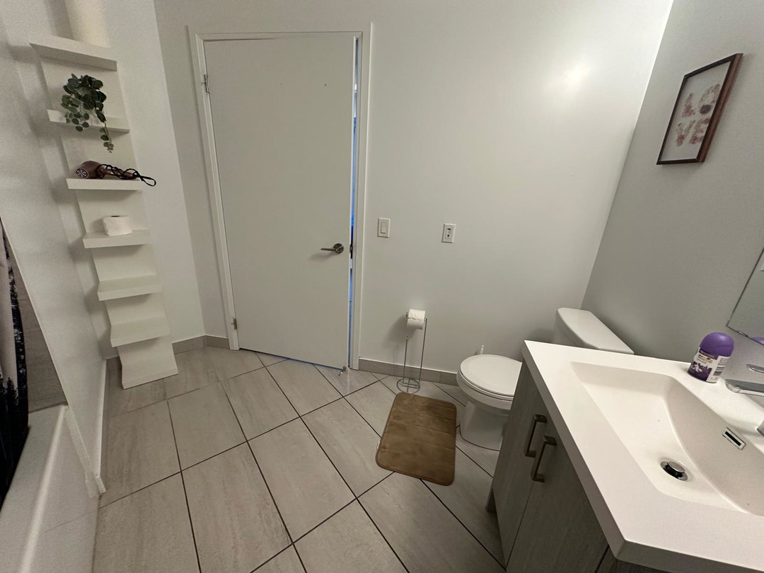 Master Bedroom - Mutual St -  Toronto - Downtown