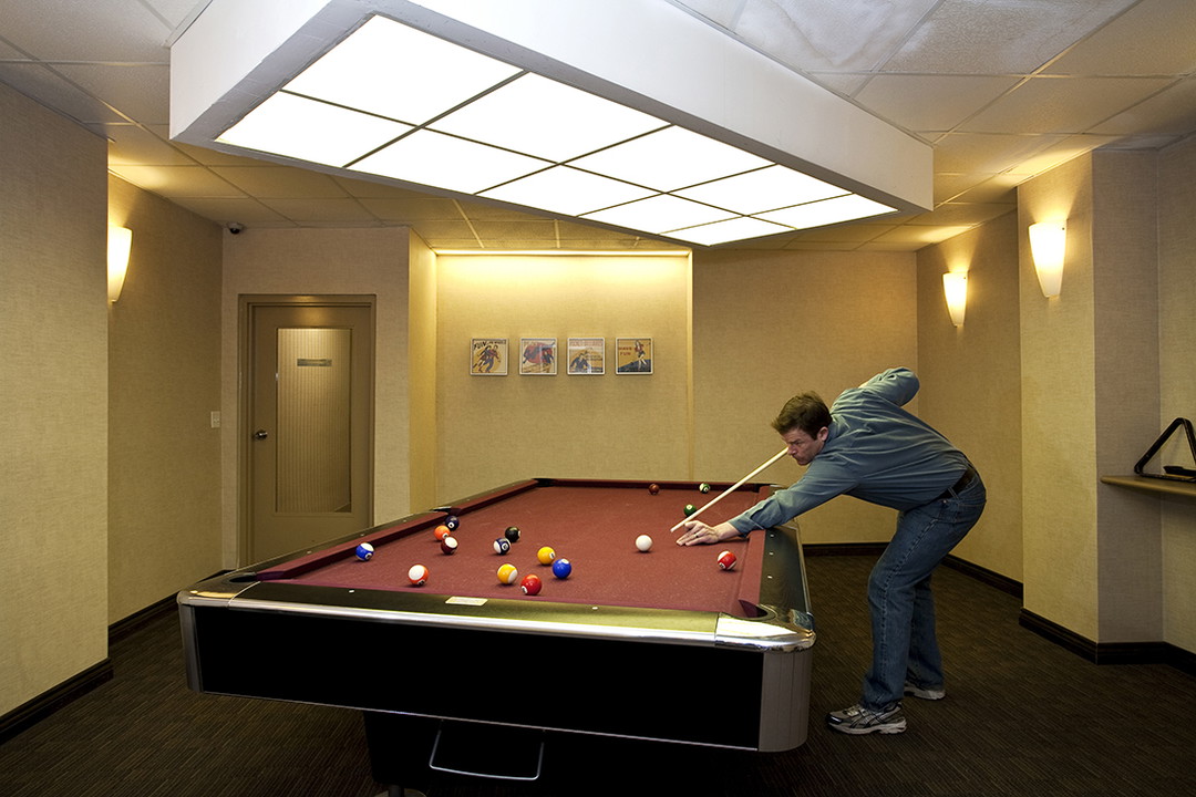 Silver Plus Room - Carlton St -  Toronto - Financial District