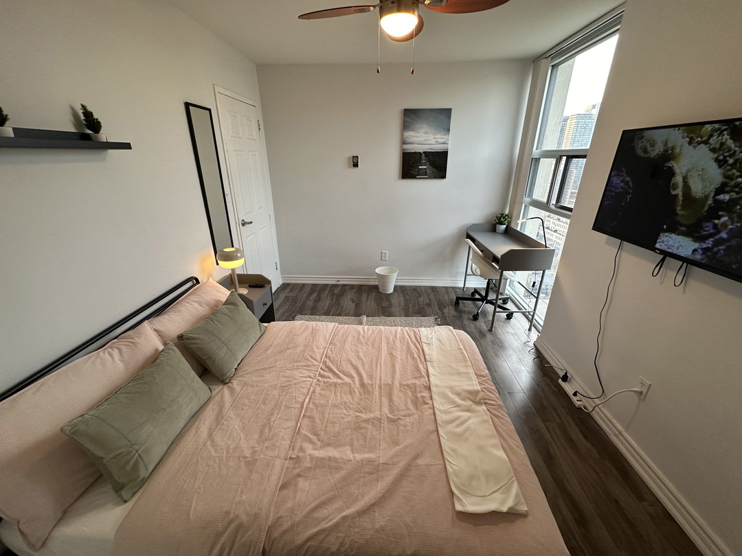 Silver Room - Homewood Ave - Toronto