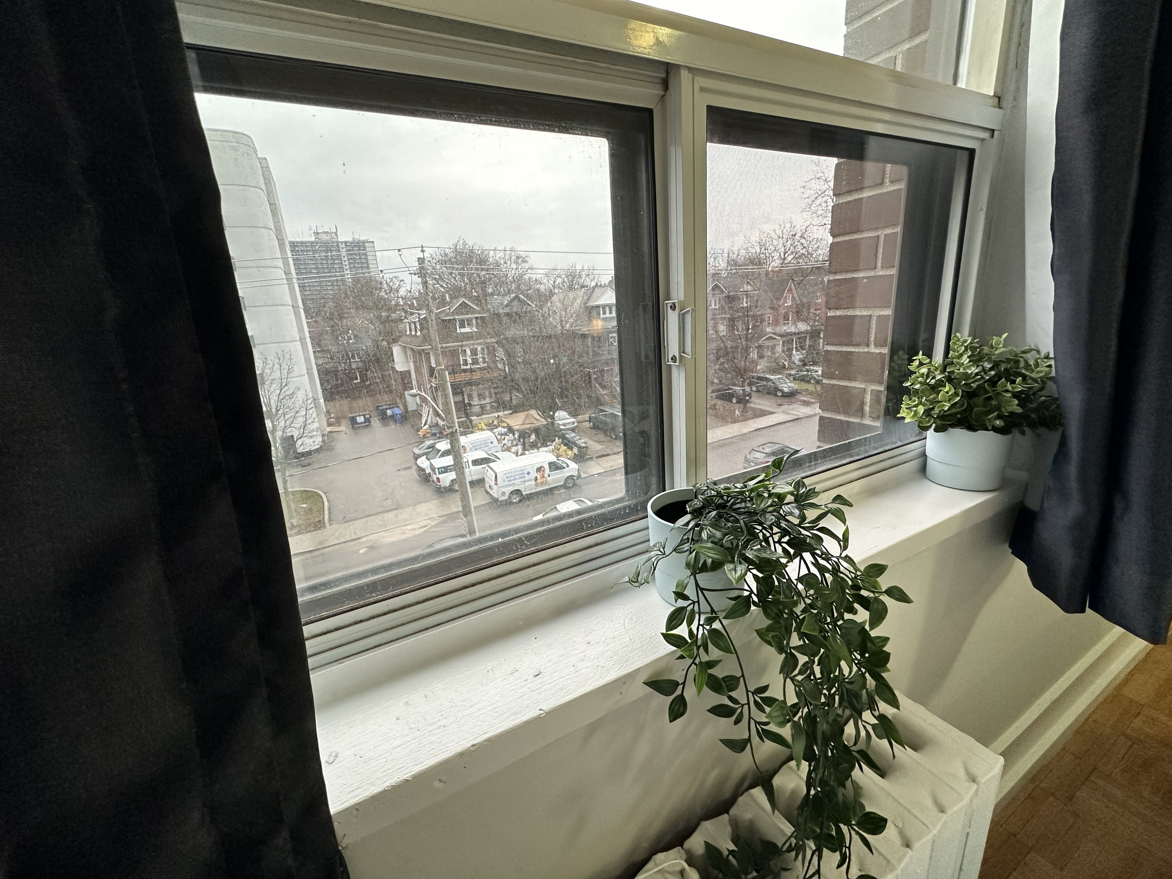 Silver Plus Room - Spencer Av -  Toronto- Liberty Village