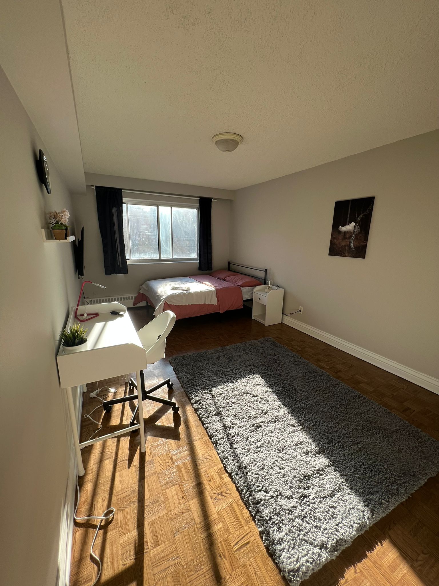 Silver Plus Room - Drummond St - Montreal