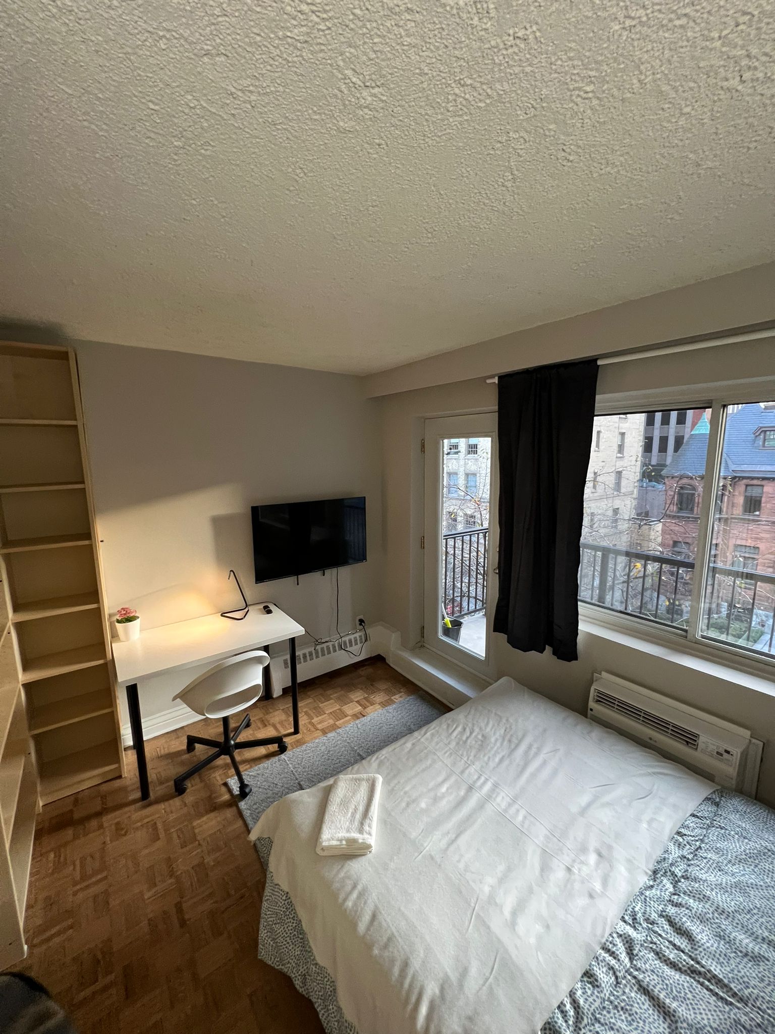 Flex Balcony - Drummond St - Montreal