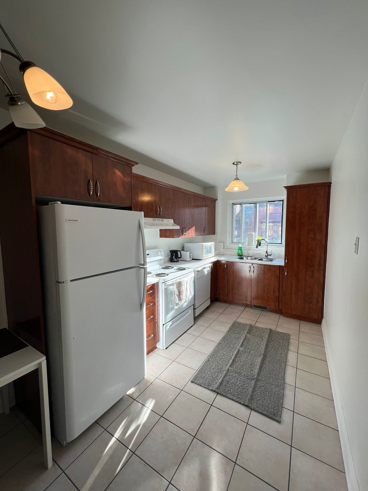 kitchen1.jpeg