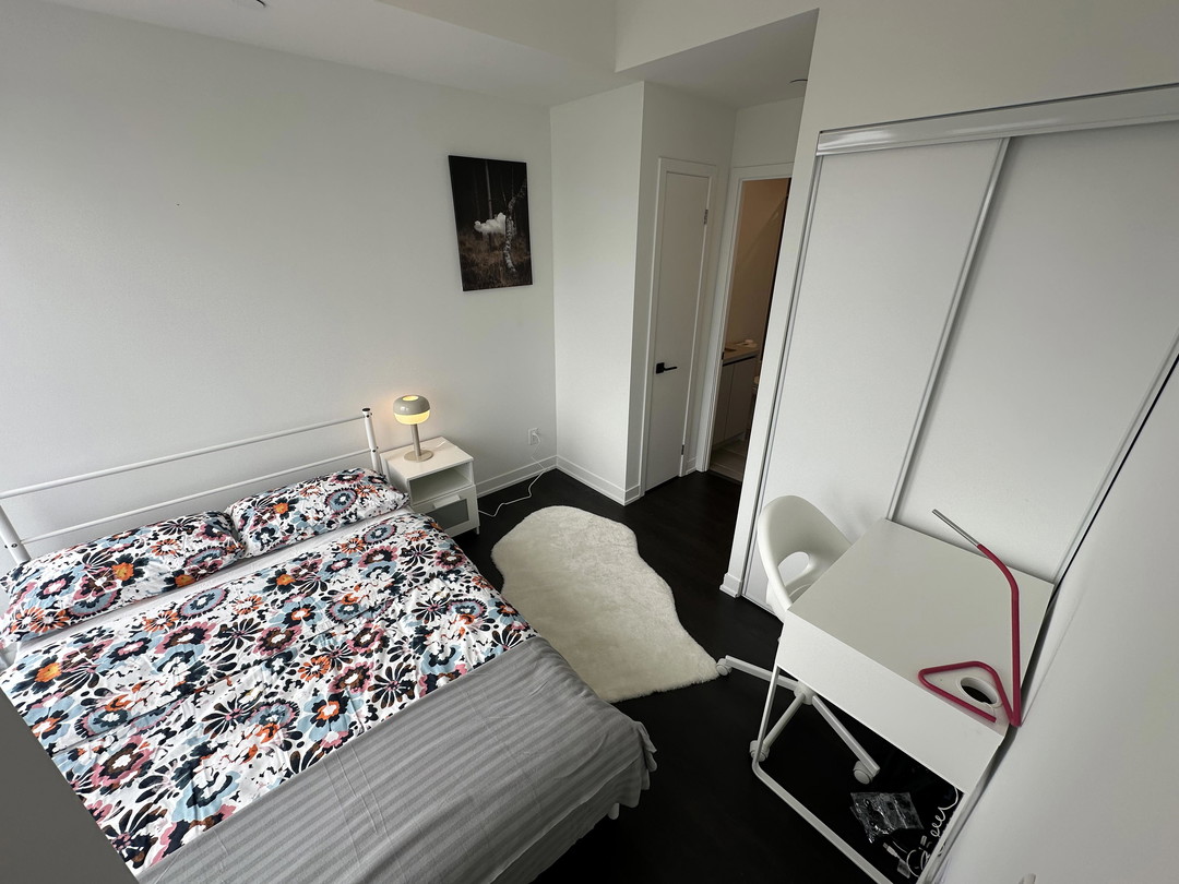 Master Bedroom - Jarvis St - Toronto